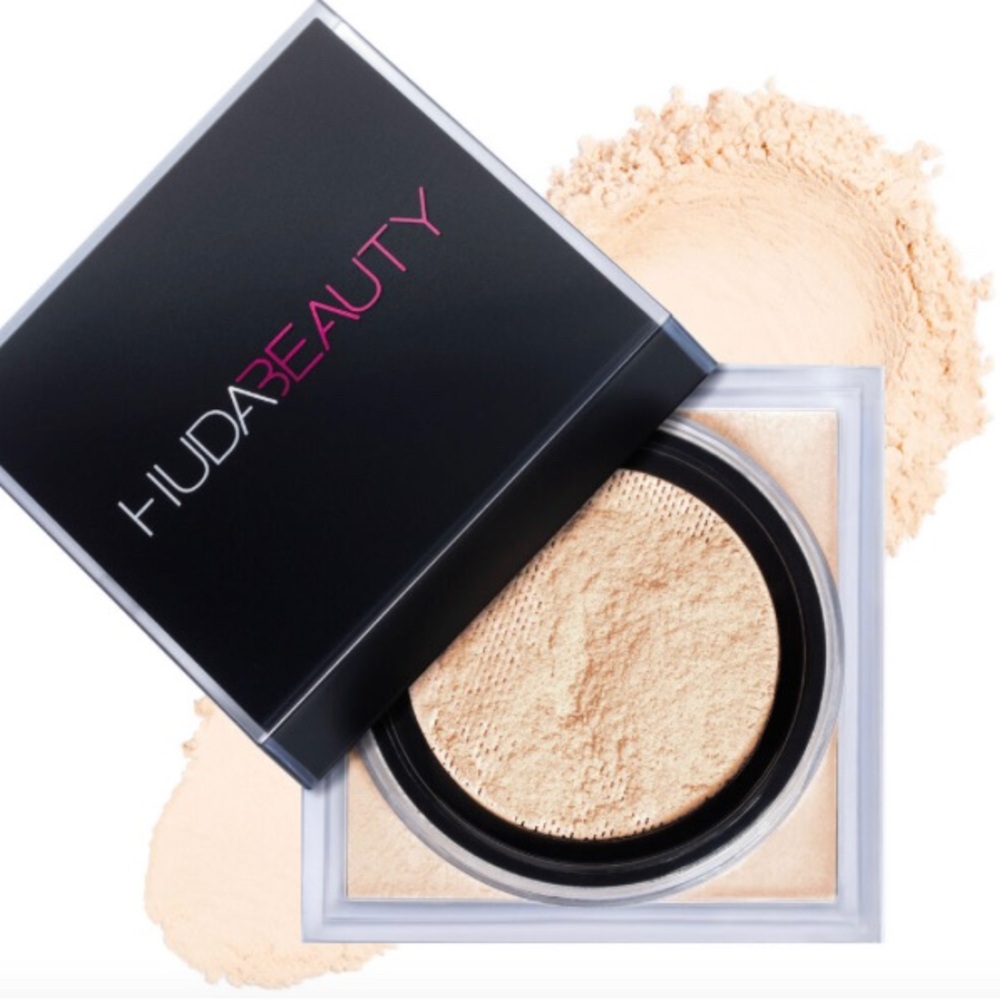 NIB Huda beauty easy bake powder in shade pound cake 20 grams of product